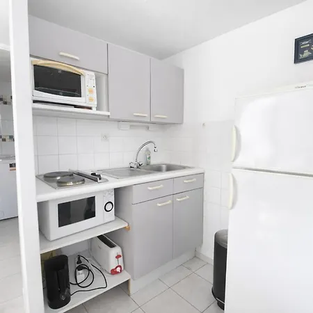Maison A Avec Piscine, Proche - Fr-1-22-190 別荘