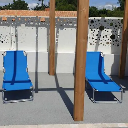 Maison A Avec Piscine, Proche - Fr-1-22-190 بيت للعطل *